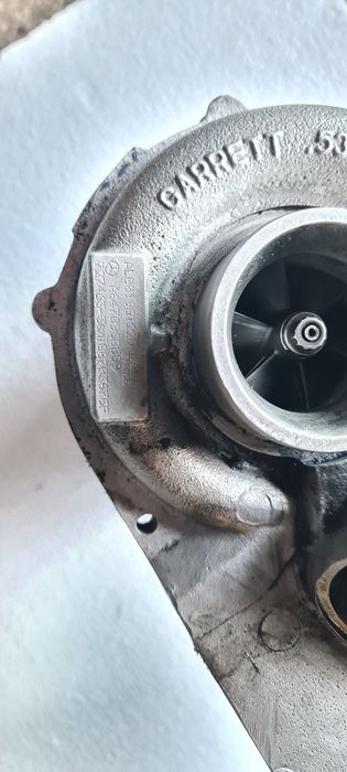 Turbina Turbo Mercedes W211 2.7 CDI OM647 Nastawnik Kompletna