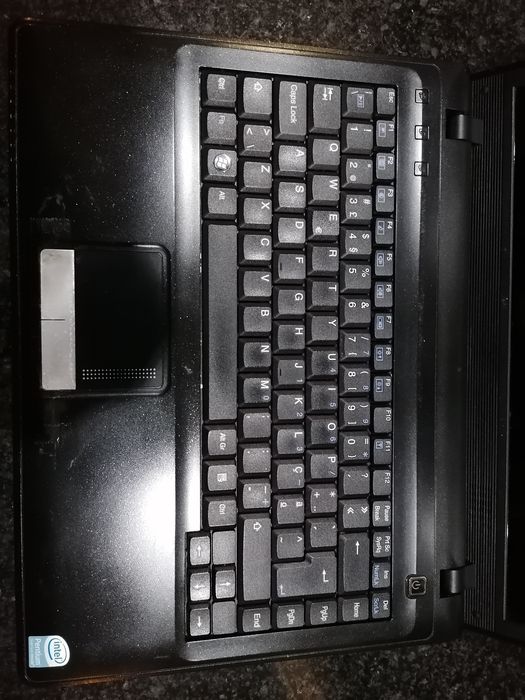 Portátil insys para peças