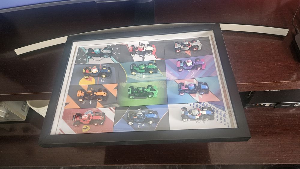 Coleção LEGO F1 Completa + Moldura Exclusiva – Perfeita para Fãs