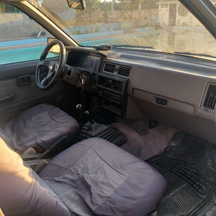 Nissan terrano 1 foto 5