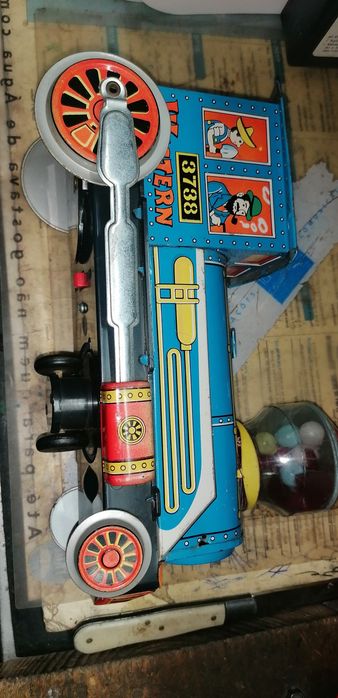 Comboio brinquedo chapa modern toys. Jaoan