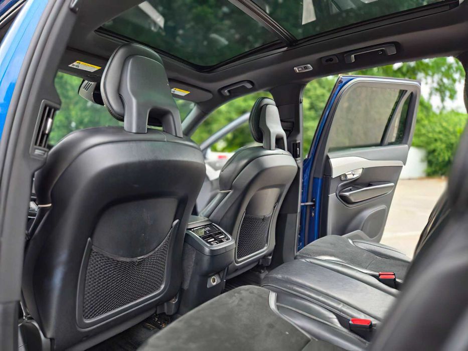 Volvo XC90 T6 R-Design      2016