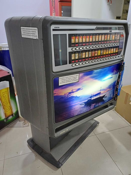 Máquina dispensador de Tabaco Azkoyen decoração vintage