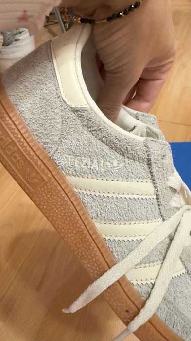 Кросівки adidas Handball Spezial W