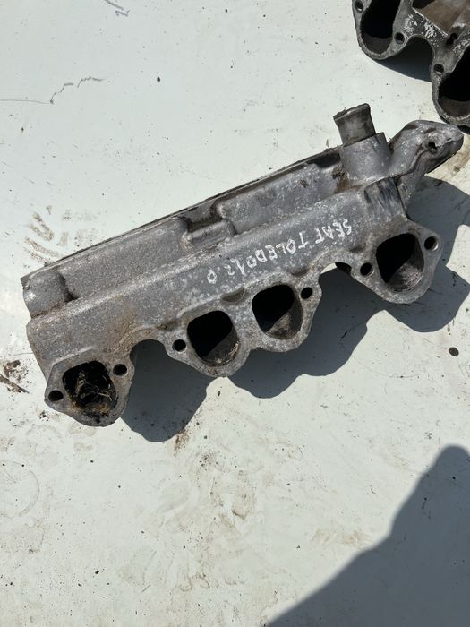 Впускний колектор Seat Toledo1 Впускний колектор Seat Toledo I 1.6 бензин Volkswagen Golf 3 Vento Passat B4 Audi 80 B4 Skoda Felicia