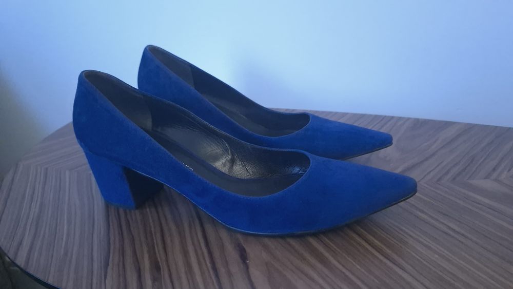 Czółenka Kennel&Schmenger 41  kolor szafirowy nubuk 7 1/2