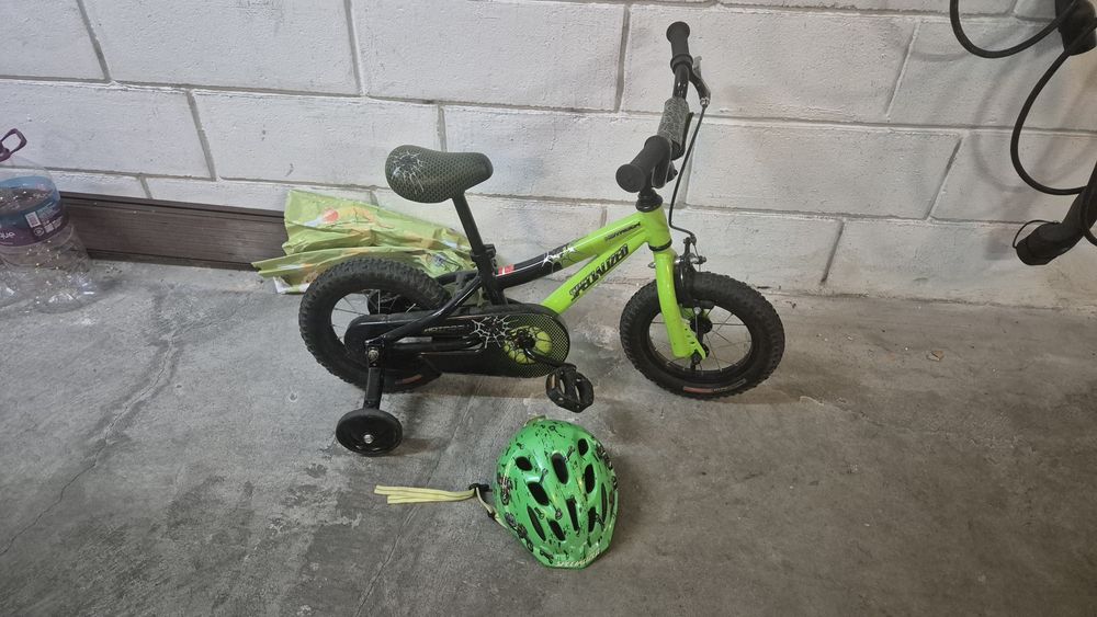 Bicicleta Infantil Specialized Hotrock 12 Coaster