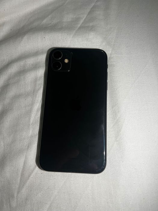 iPhone 11 128gb bateria 74%