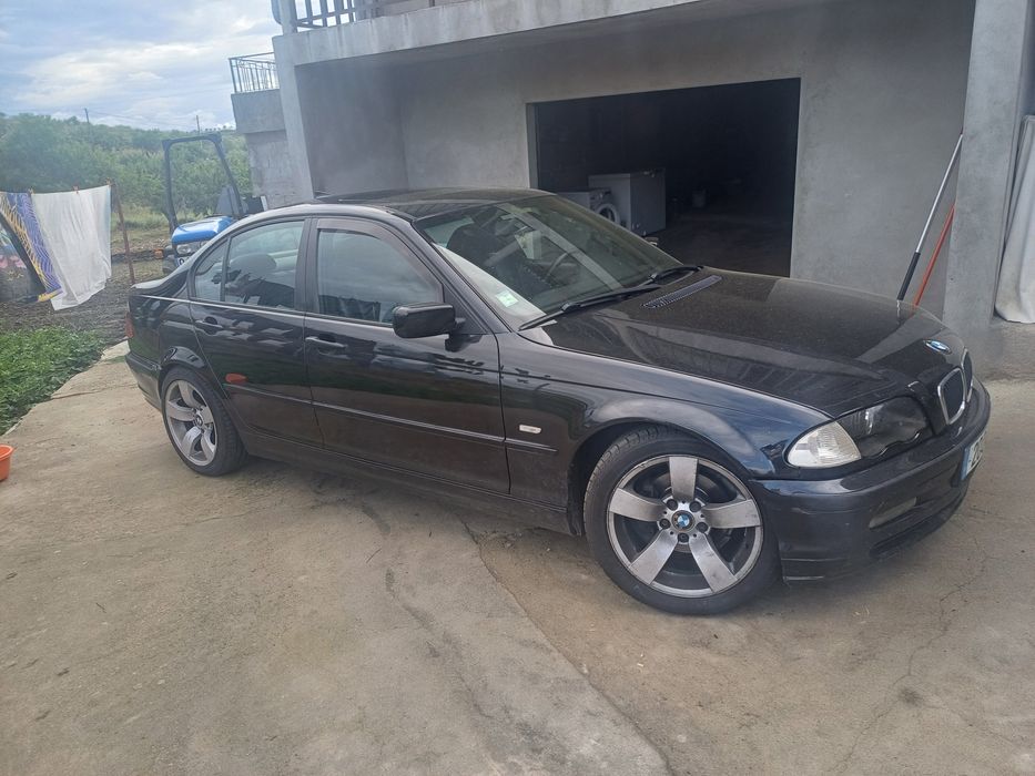 Vendo bmw 320 ..