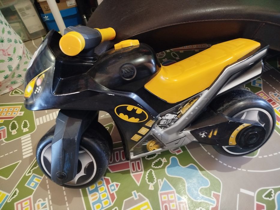 Mota Batman criança