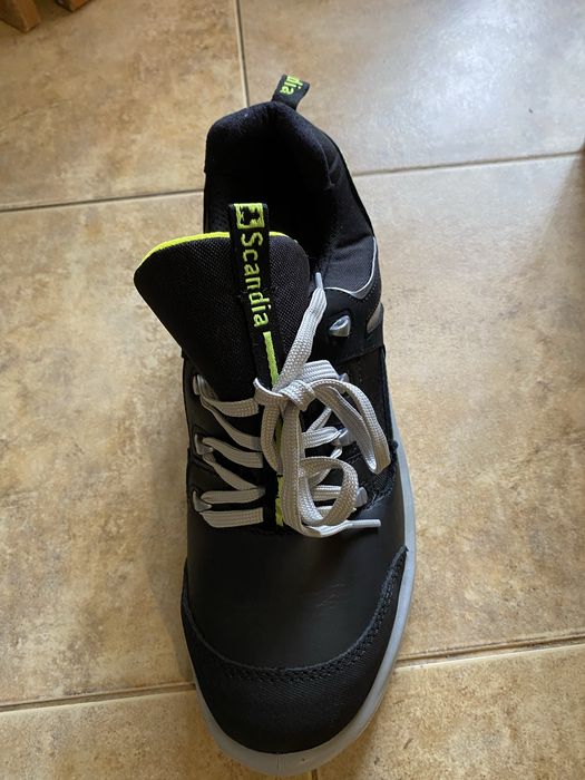 Продам обувь Scandia