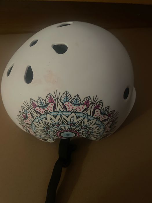 Capacete menina decathlon