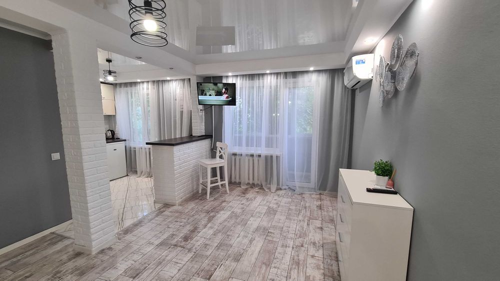 Люкс Соцгород(Фокстрот) 95-й Центр Квартира Почасово Посуточно