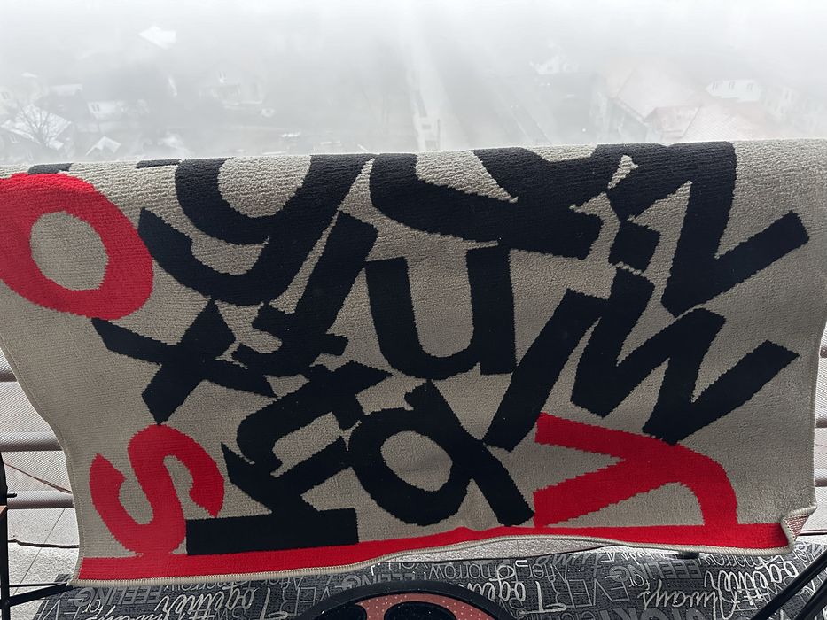 Килим б/у без дефектів