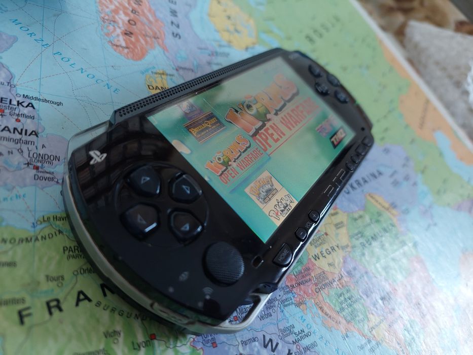 Konsola sony psp 1004 32gb 100 gier