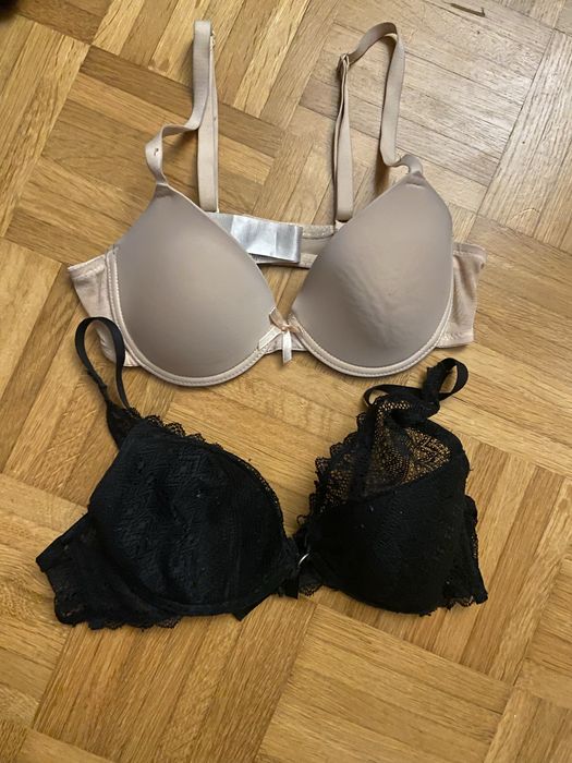 zestaw 2 regulowanych stanikow