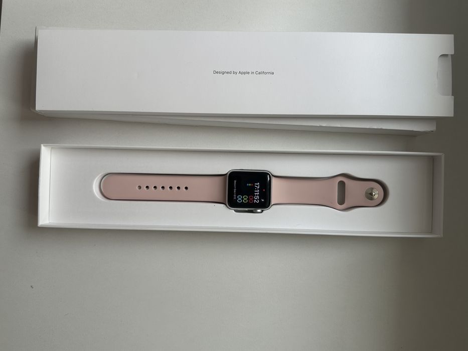 Apple Watch 3 38 mm смарт часы