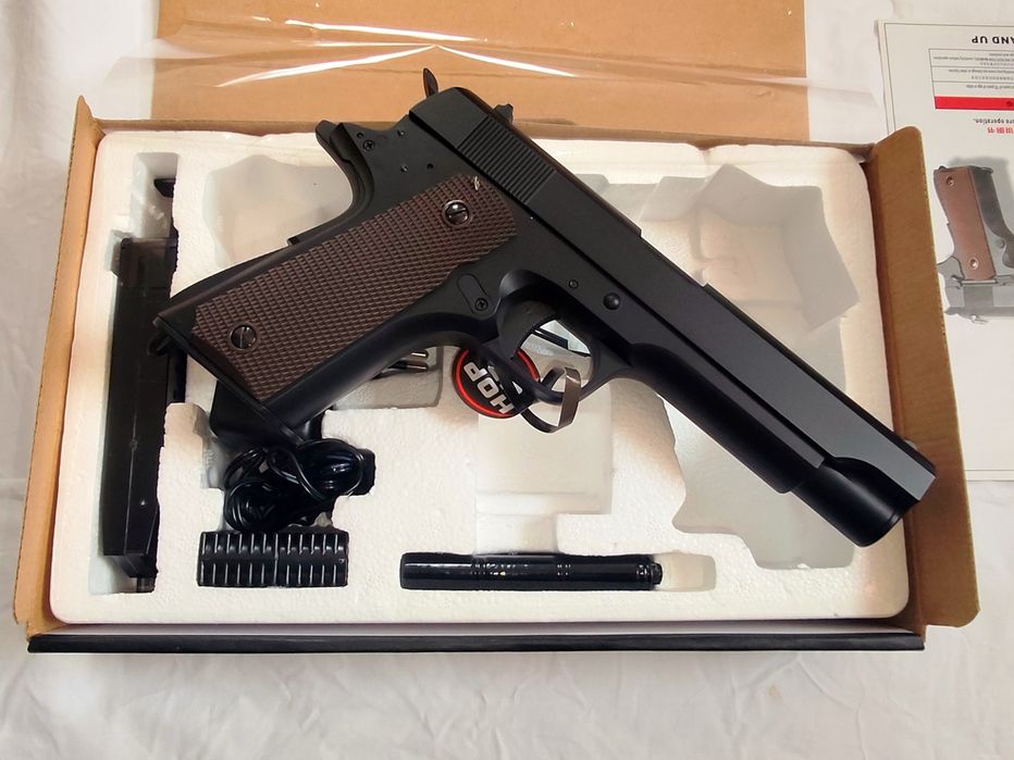 Pistola de airsoft elétrica NOVO CM123  CM030