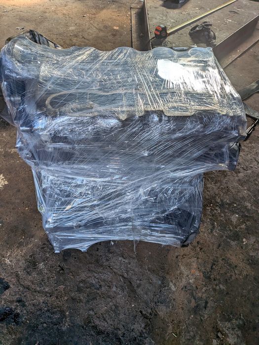 Двигун Peugeot Citroen D4164T 1 6D 16кл Volvo C30 S40 V50 Ford 04 12р