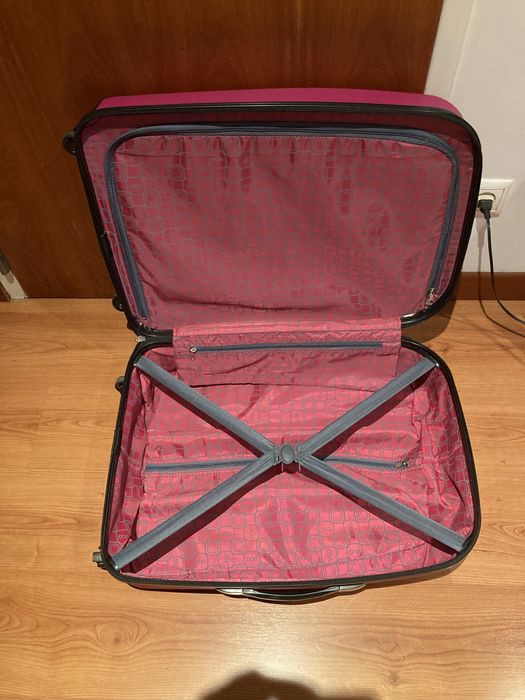 Mala porão  tamanho médio marca vagg