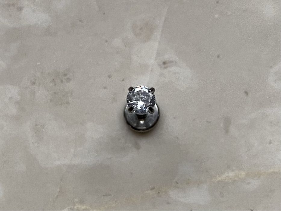 Labret 5 mm kolczyk 3 mm unisex piercing 16 G tytan