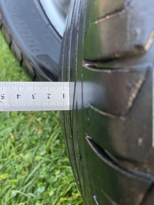 Bridgestone 225 45 r17