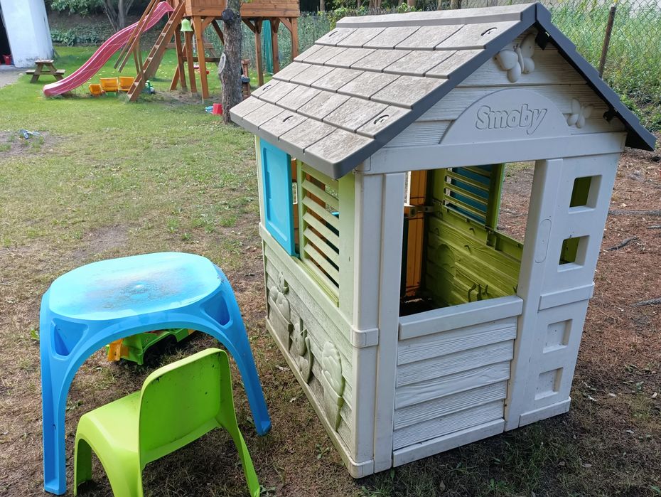 Domek Smoby, stolik i krzesełko, betoniarka Wader