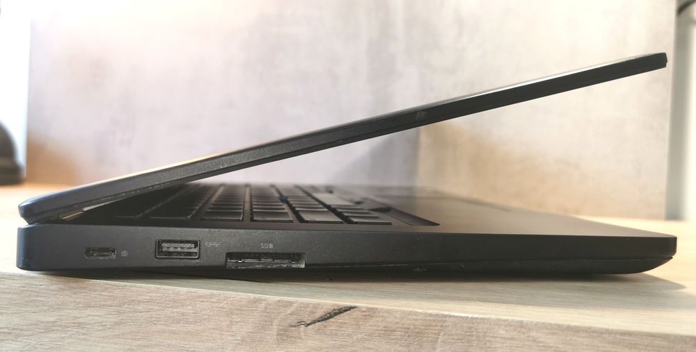 Dell latitude 5490 14'' FHD i5-8250/16GB/500GB SSD/Windows 11  Pro