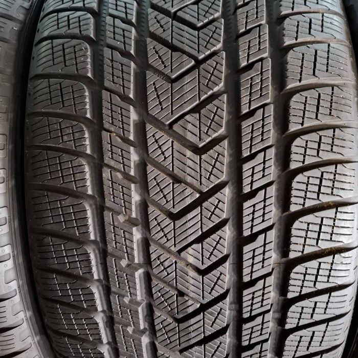285/35/22 R22 Pirelli Scorpion Winter 4шт зима