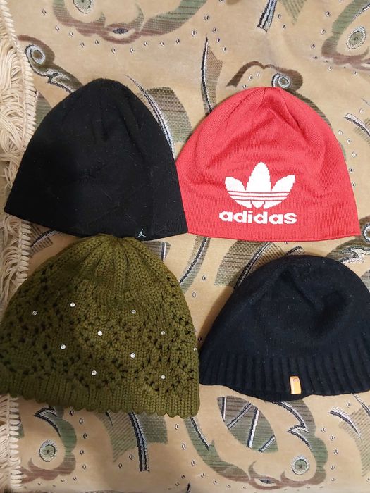 Продам шапки б/у