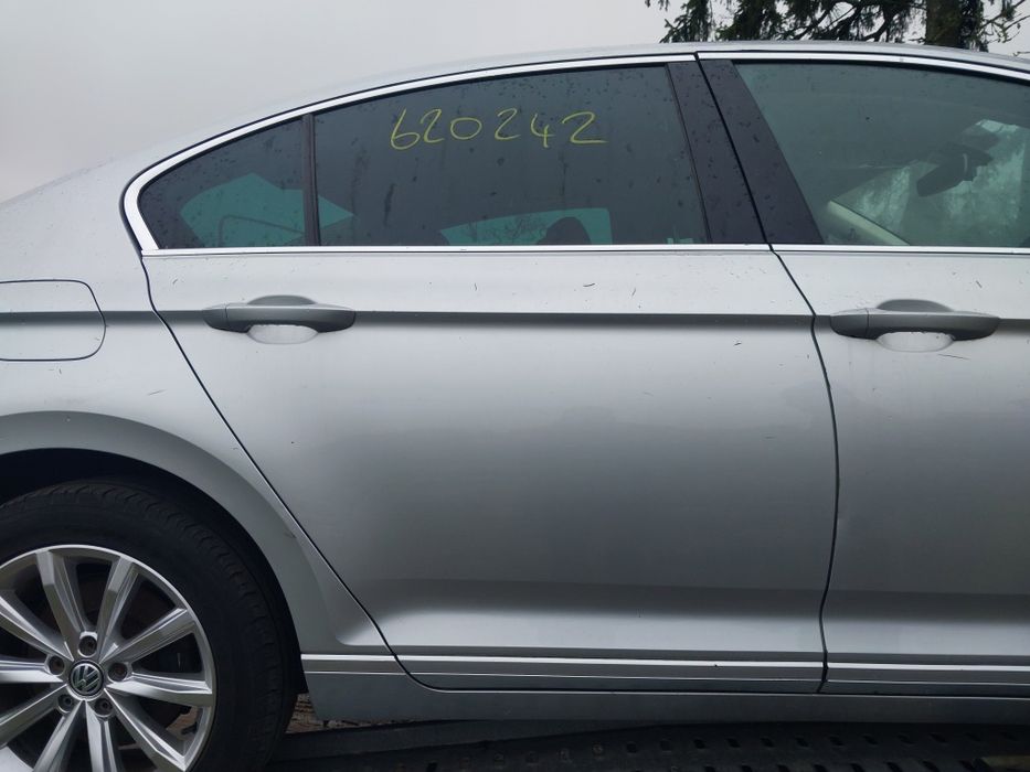 Drzwi prawe lewe przód tył vw passat b8 kolor la7w