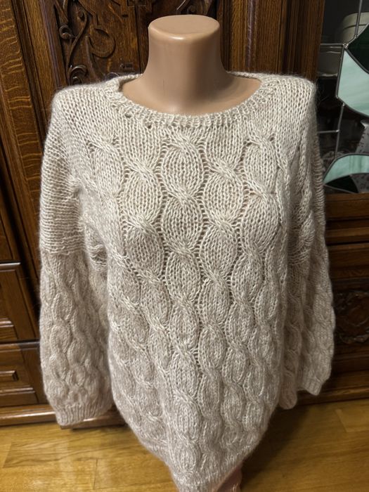 Светр розмір M-L