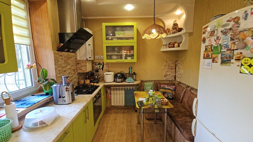 Будинок для тих то хоче тиші, смачного лісового повітря, с. Коржі є відоогляд