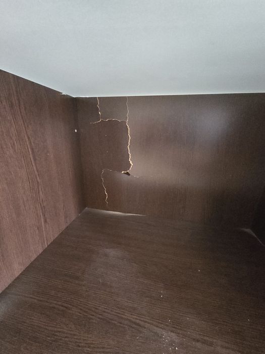 Komplet mebli komoda i 2 słupki