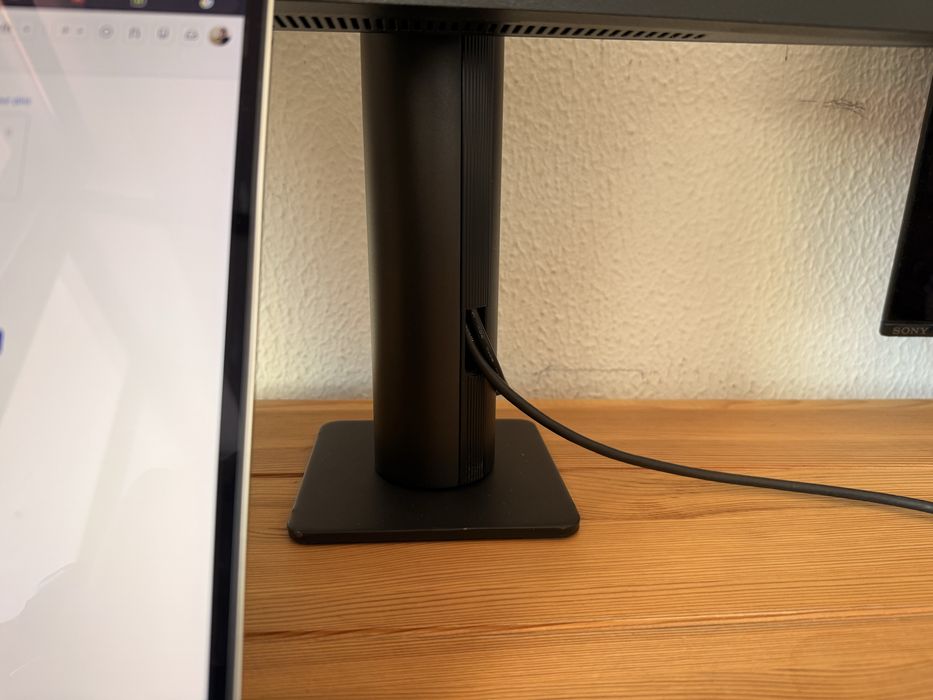 LG UltraFine 32UN880 31.5” UHD 4K