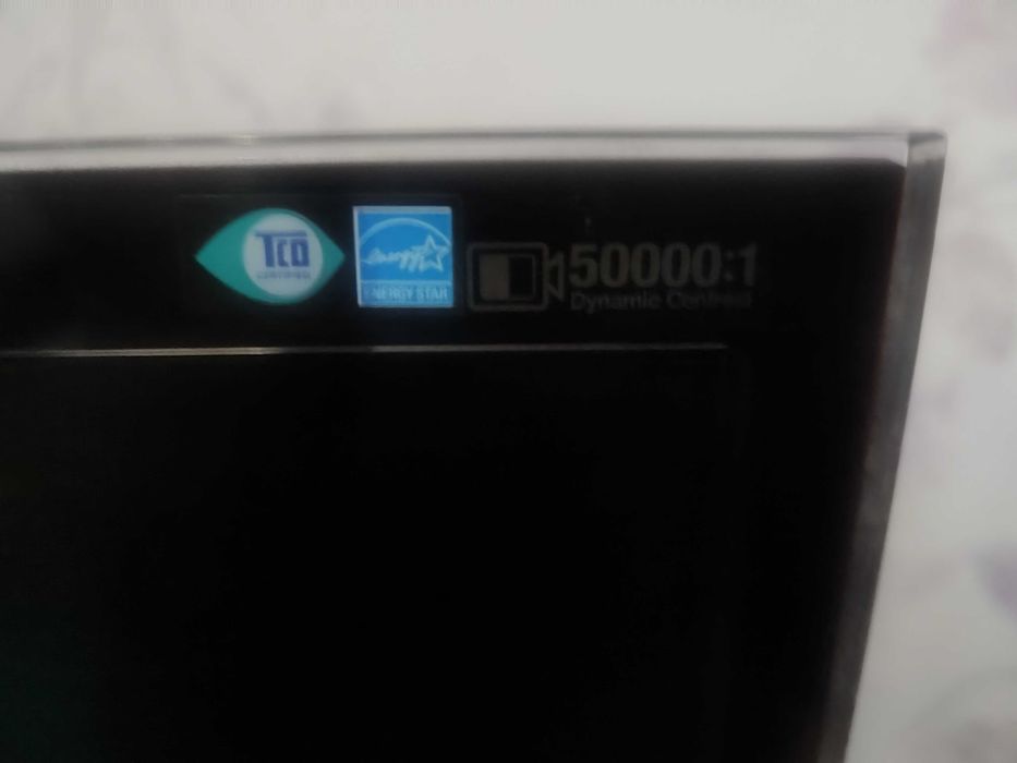 Продам монітор Samsung для комп'ютера б/у , діагональ екрану 20