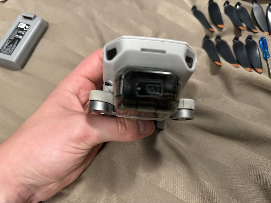 Dron DJI Mini 2 Uszkodzony