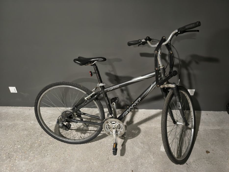 Rower damski Giant do naprawy