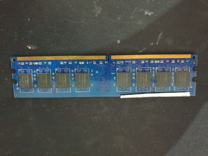 Memória Ram DDR2 Nanya 1GB PC2-6400 DDR2-800MHz non-ECC Unbuffered CL6