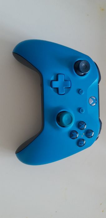 Pad do xbox one uszkodzony