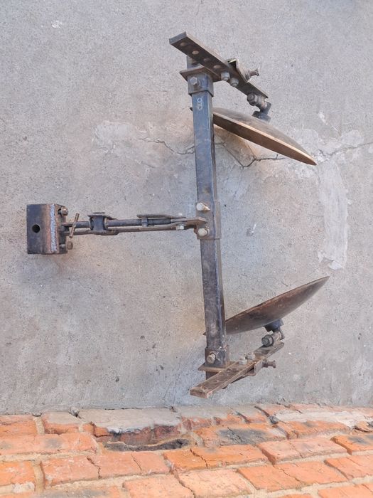 Продам картофелекопалку .