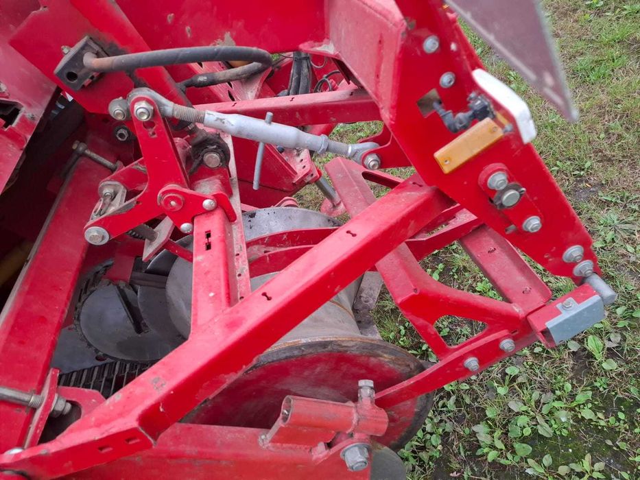 Kombajn do ziemniaków Grimme SE 85-55, po 430 ha, 2011