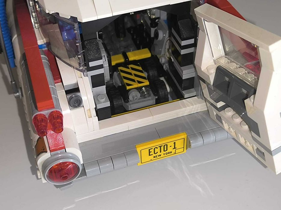 LEGO Ghostbusters ECTO-1 — Set 10274 (Icons/Creator Expert)