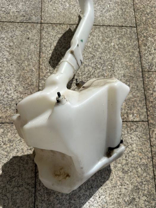 Reservatório Seat Ibiza