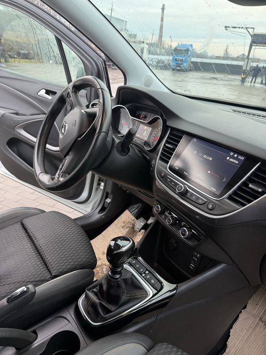 Opel Crossland X