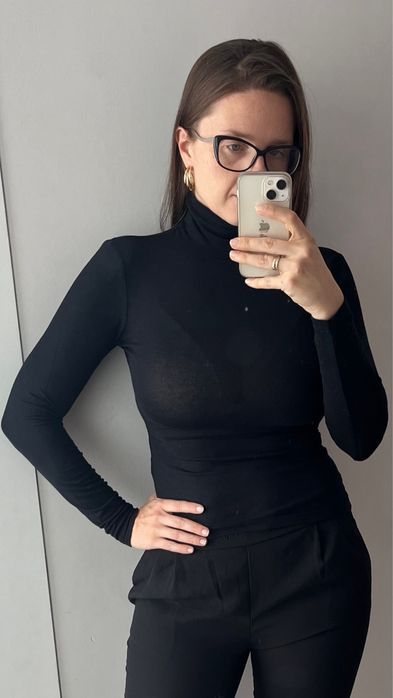 Le Prive czarny elastyczny golf bluzka z golfem S mikromodal Kaszmir