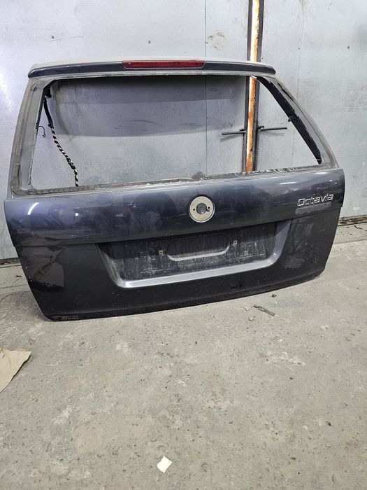 Ляда Кришка багажника Шкода Октавія А5  Skoda Octavia A5