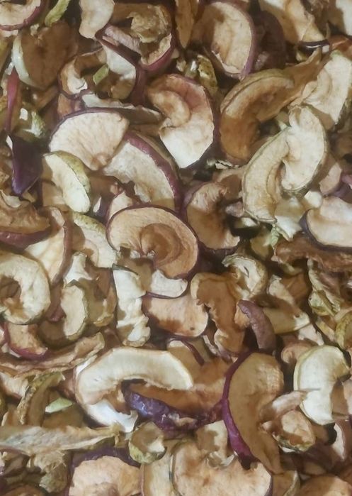 Сушені яблука. Врожай 2025 р. Сушка.