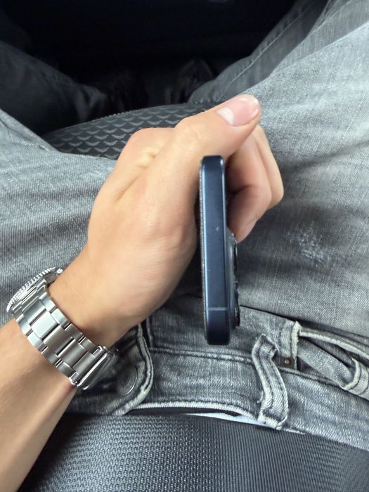 Sprzedam Iphone 15 pro