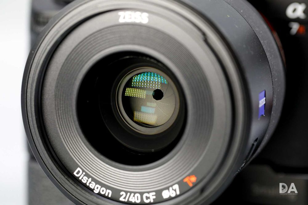 Lente ZEISS Batis 40mm f/2 CF Sony E